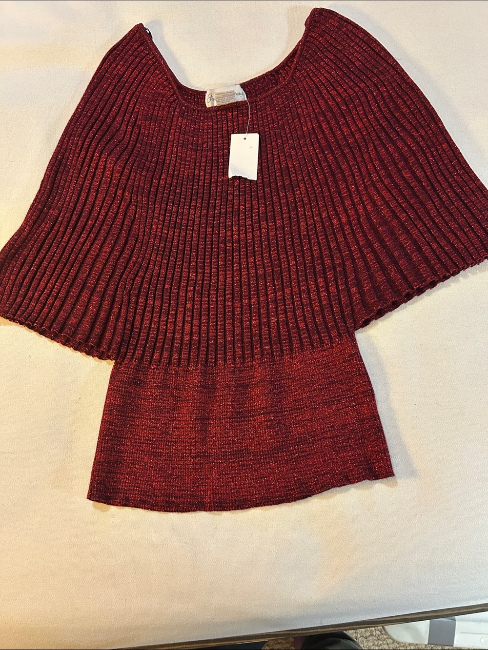 Ribbed Scooped-Neck Sweater in Metallic Deep Burgundy